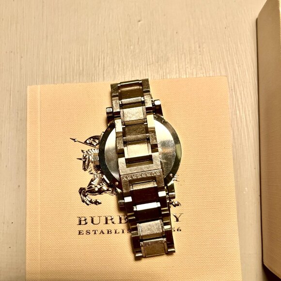 Men's Burberry Watch 42 mm Chronograph - Picture 4 of 4